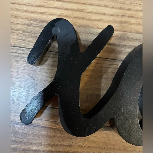 XOXO Decor - Picture 2 of 8